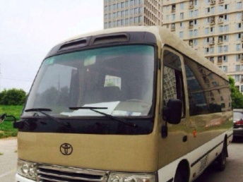 北京正規租車公司 大巴中巴租賃與商務旅游年底優惠，計算機網絡信息技術開發助力服務升級