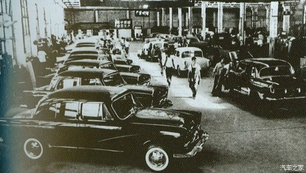 從“三轉一響”到“招手即停” 一個家庭的出行變遷史